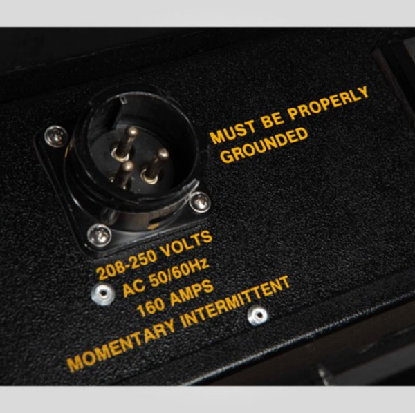 LOC. J. LIGHTNING STRIKES 40 000W - 4