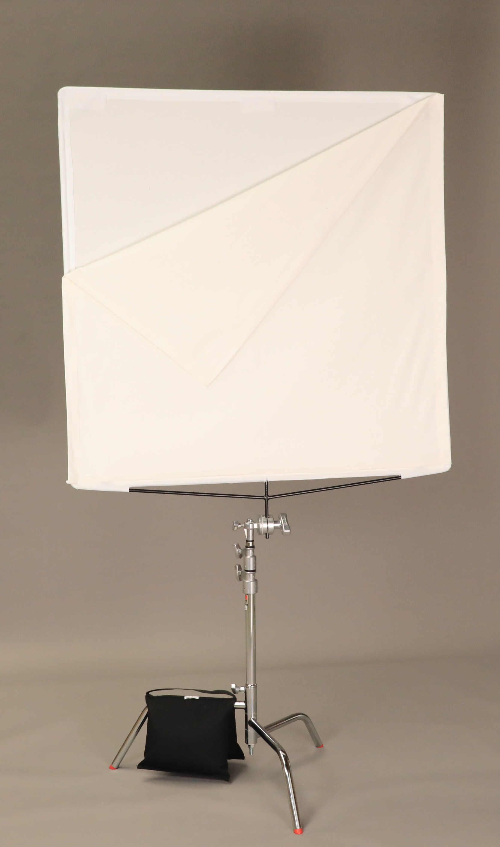 FLOPPY 120 x 120 cm BLEACHED (Drapeau avec rideau)  48'' x 48'' - 3