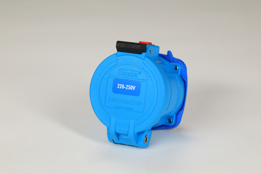 MARECHAL EMBASE FEMELLE MONO 230v 32/50 A