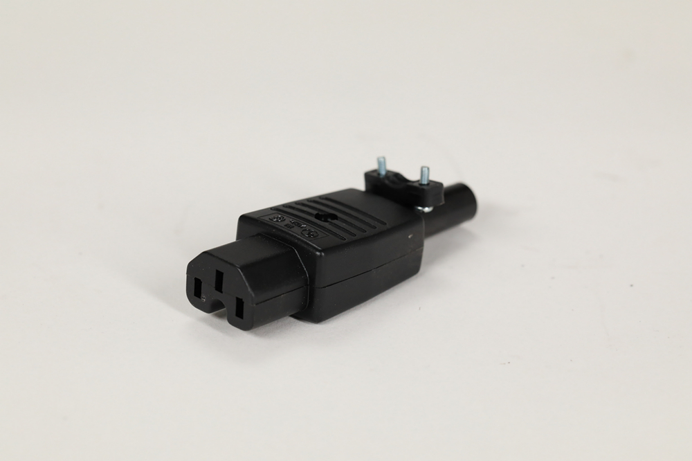 PRISE CEI femelle haute temperature 10 A